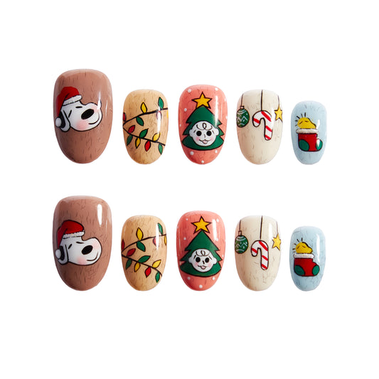 Snoopy Christmas Cutie Set – Holiday Snoopy Press-On Nails with Festive Characters & Lights